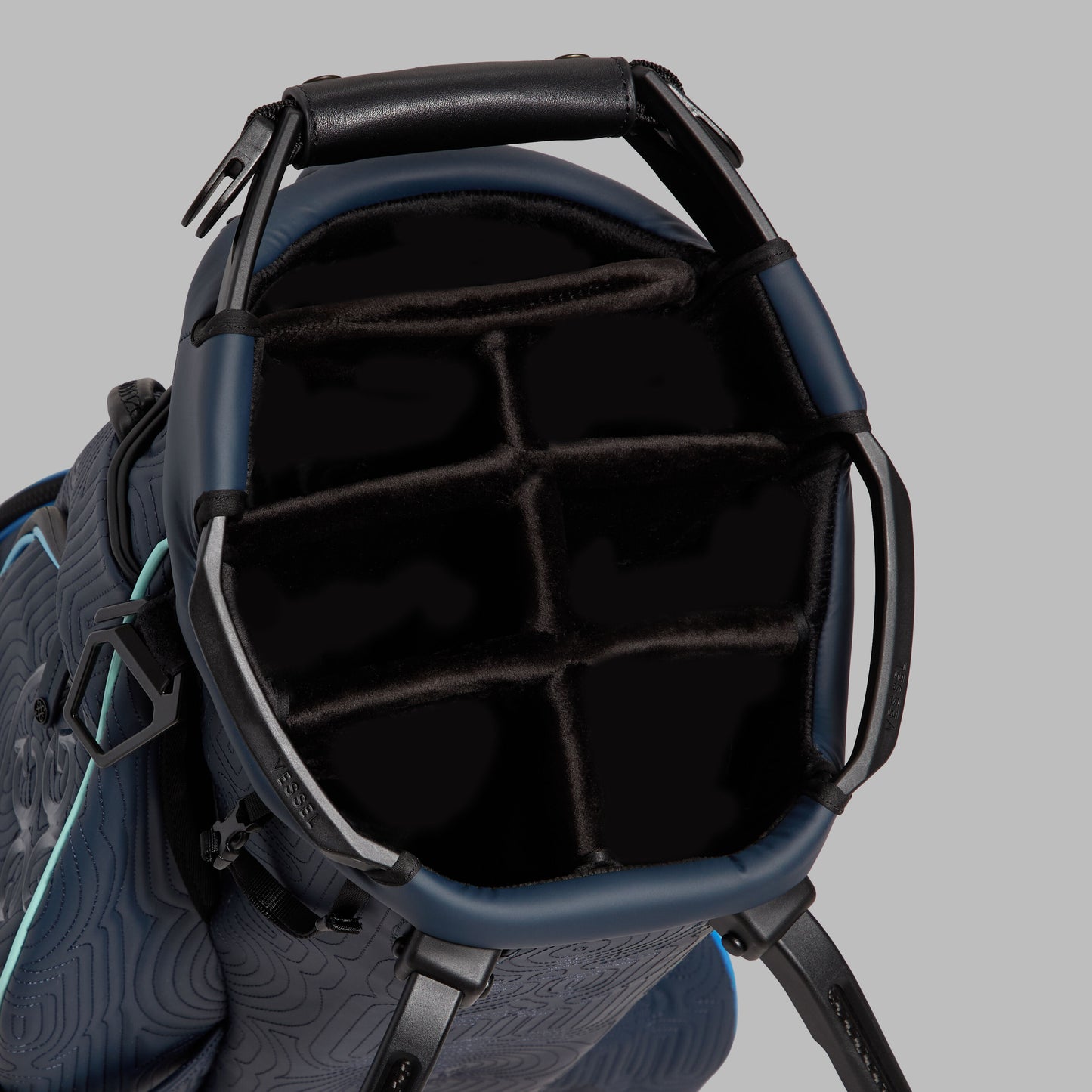 G/FORE TRIPPY QUILTED TRANSPORTER TOUR CARRY GOLF BAG