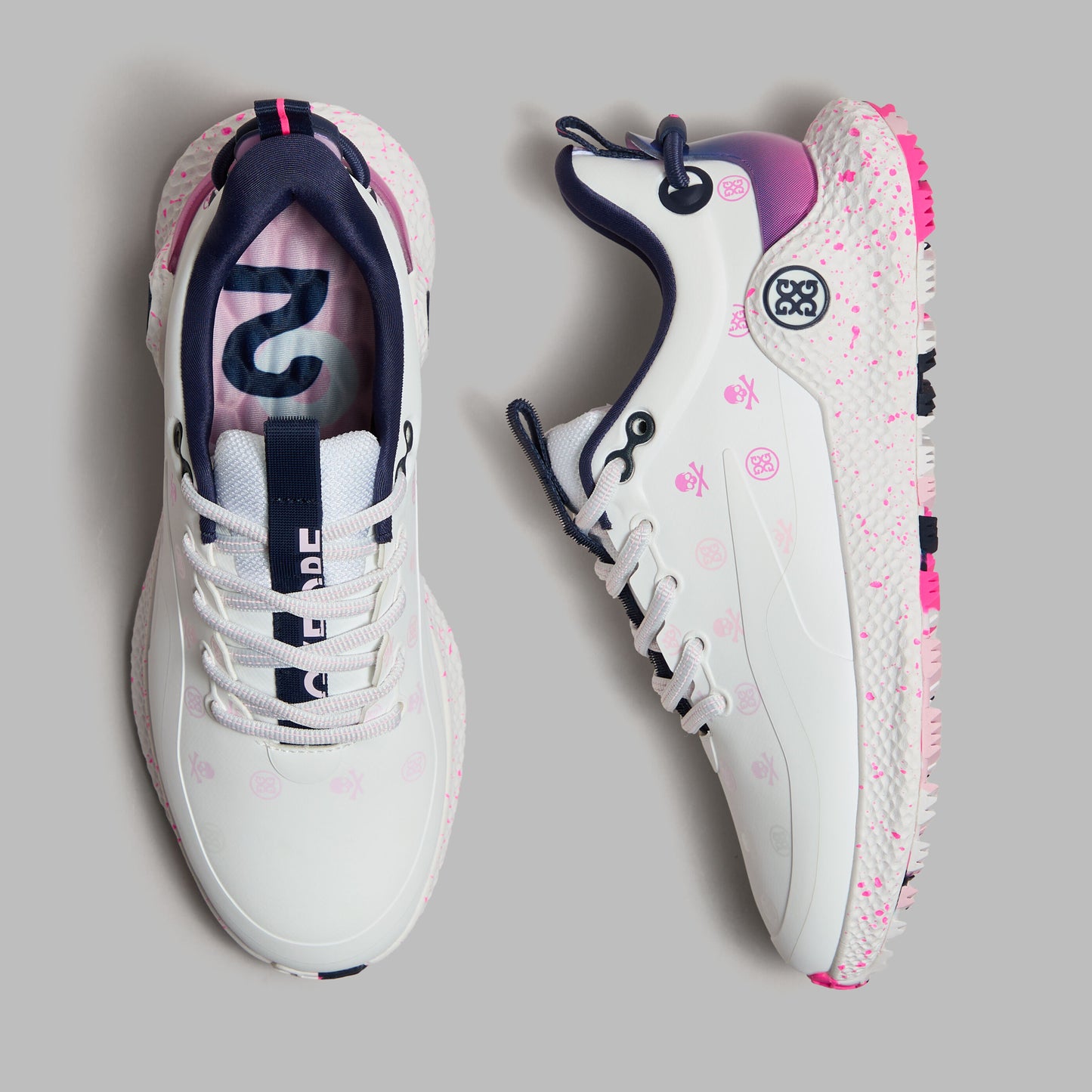 G/FORE MG4+ O2 GRADIENT SKULL & TEES GOLF SHOE