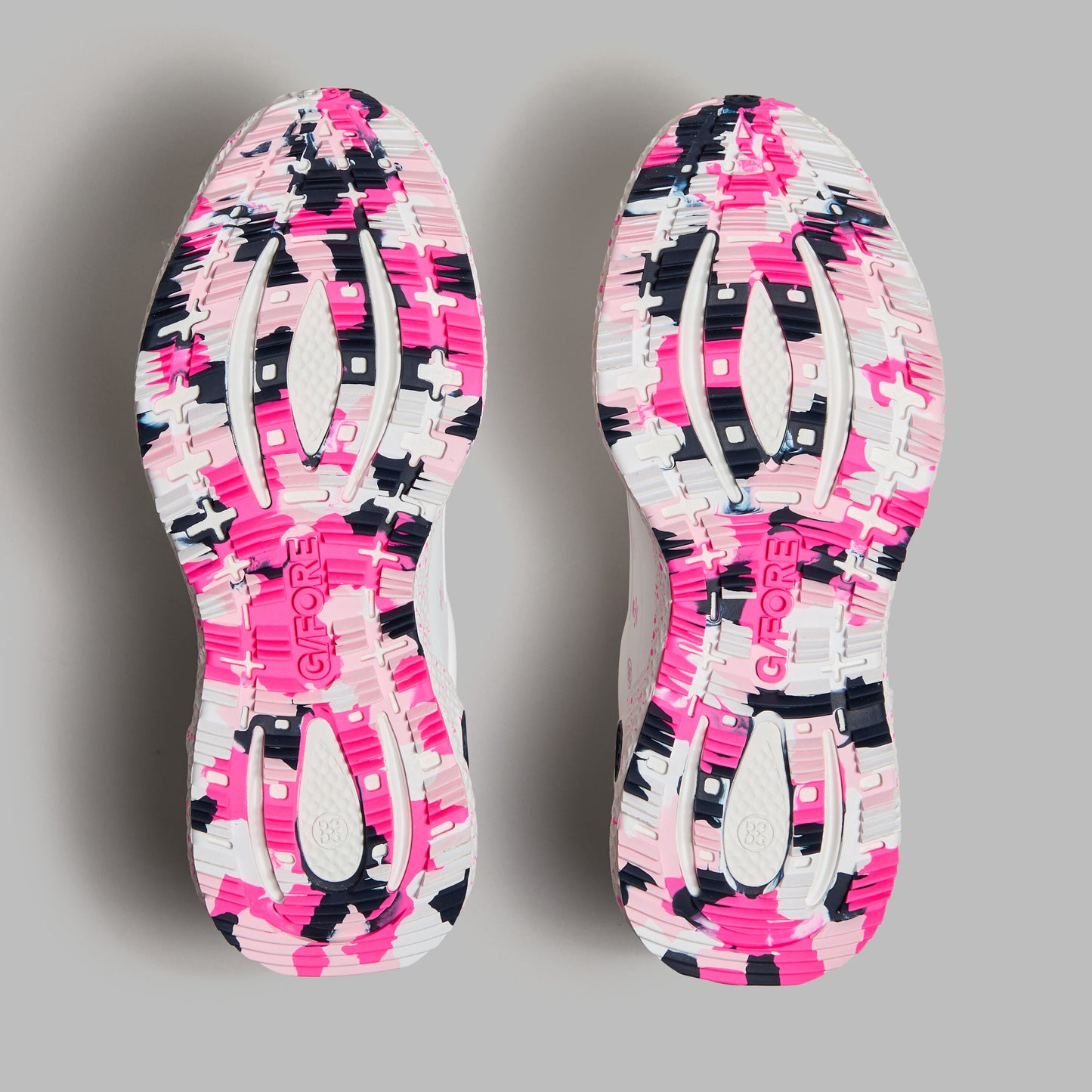 G/FORE MG4+ O2 GRADIENT SKULL & TEES GOLF SHOE