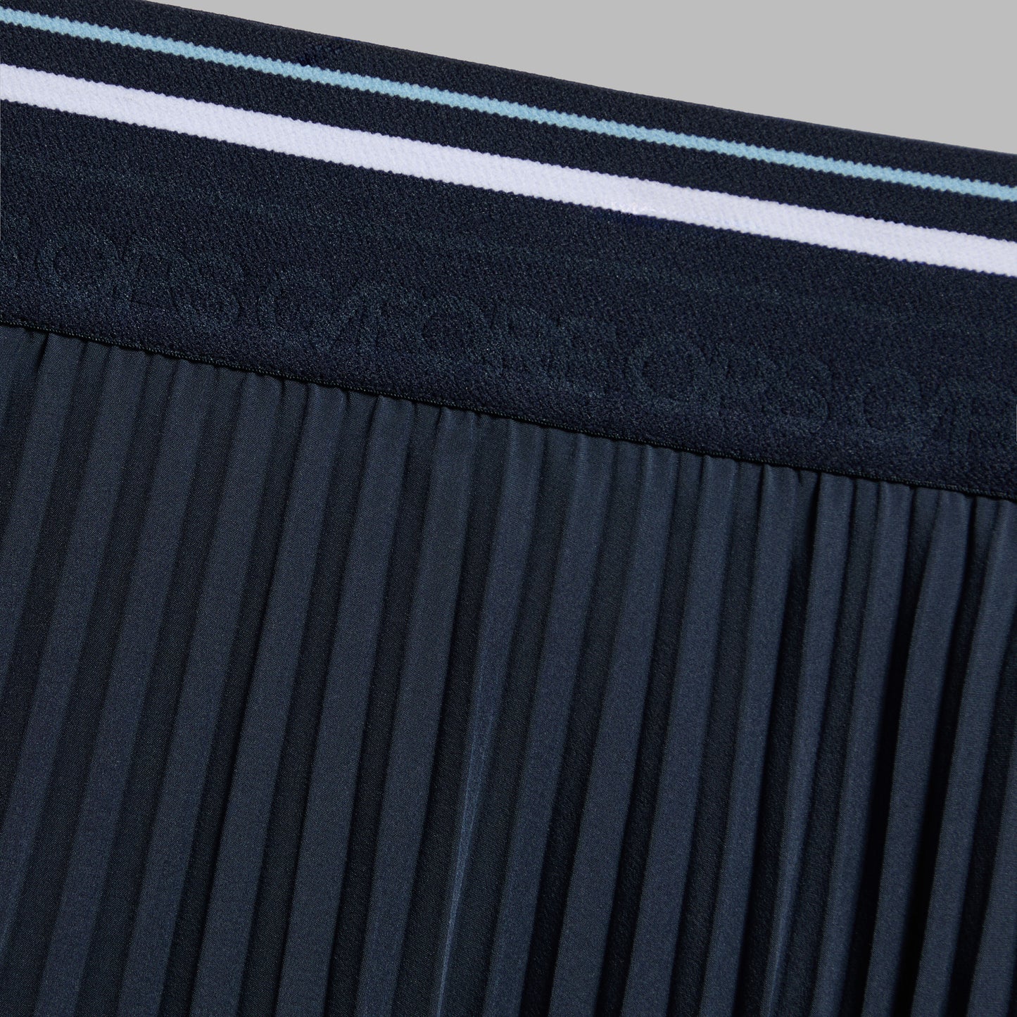 G/FORE MICROPLEAT STRETCH WOVEN HIGHWAISTED SKORT