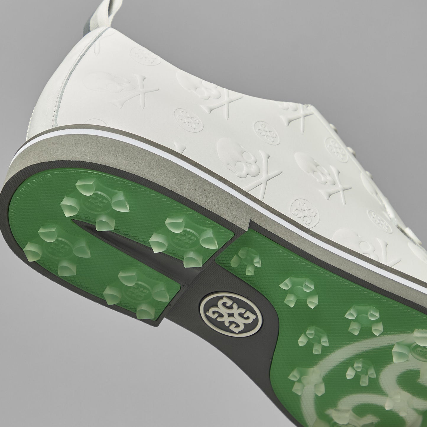 G/FORE GALLIVANTER EMBOSSED SKULL & TEES LEATHER GOLF SHOE