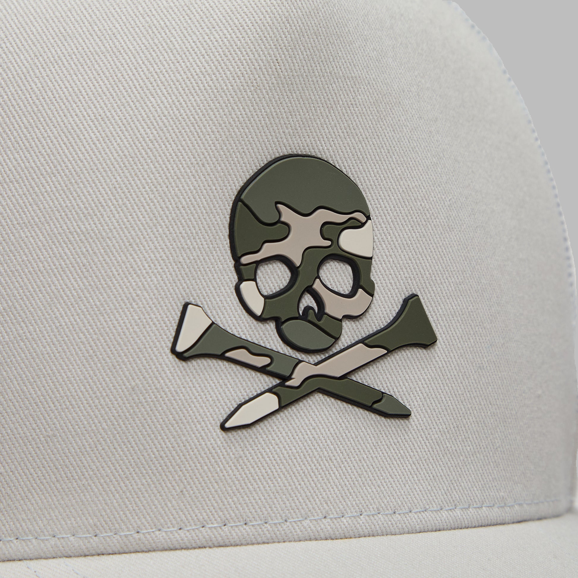 G/FORE CAMO SKULL & TEES TALL TRUCKER HAT |HATS