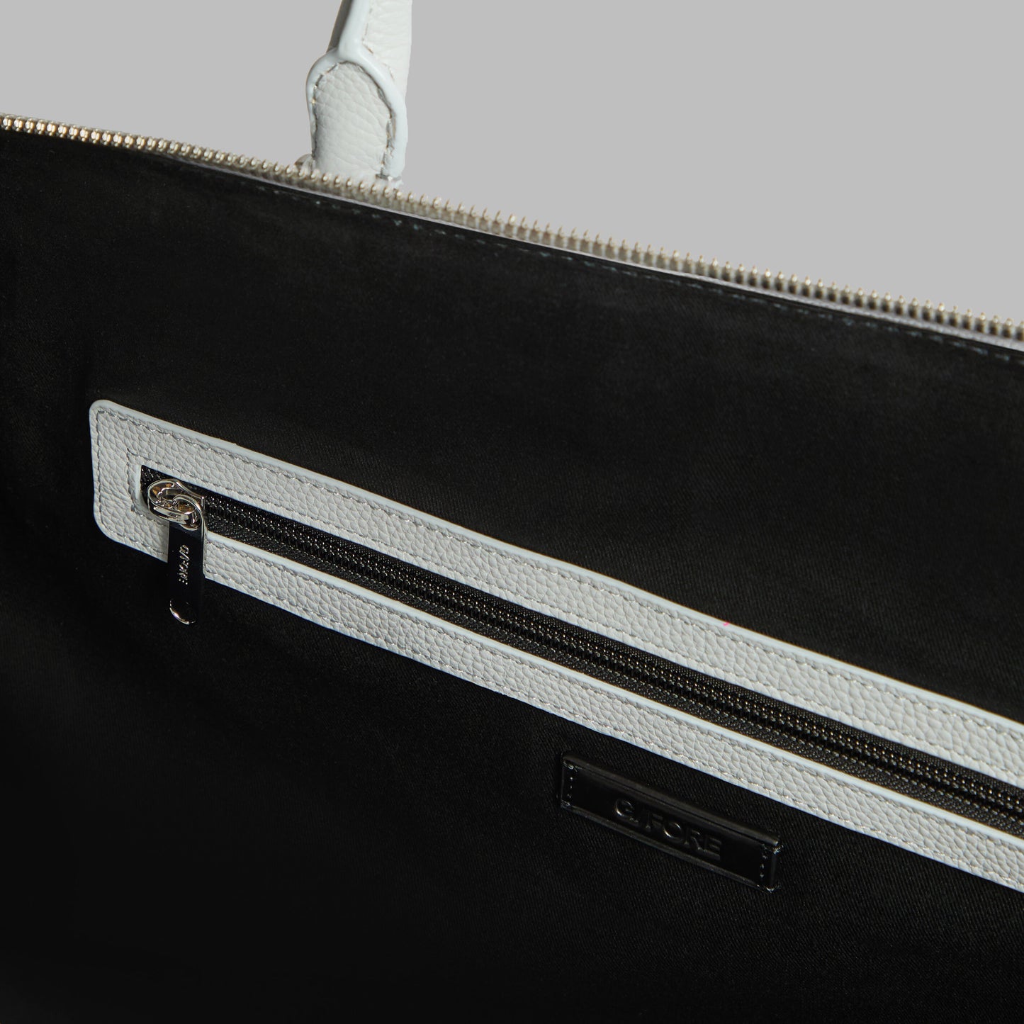 G/FORE EMBOSSED SKULL & TEES LEATHER WEEKENDER